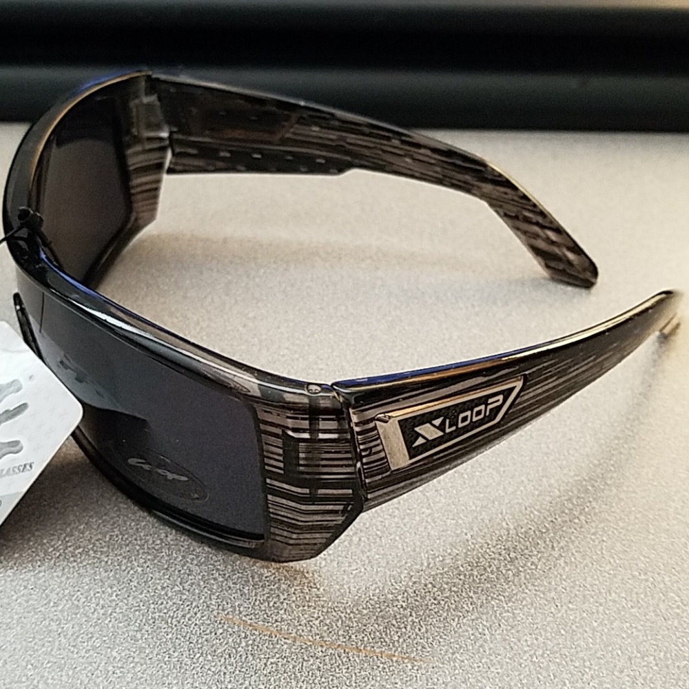 Gray Xloop sunglasses - Picture 2 of 3